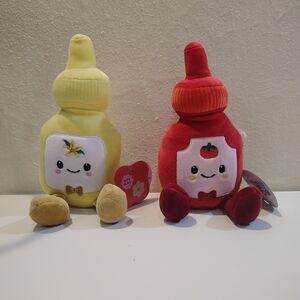Gigglescape condiments ketchup and mustard plush Brand new